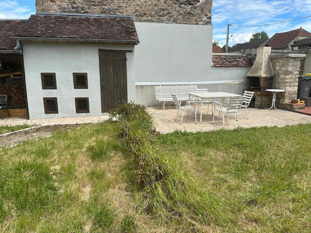 Maison Du Vignoble A 5 Minutes De Chablis Beine 外观 照片